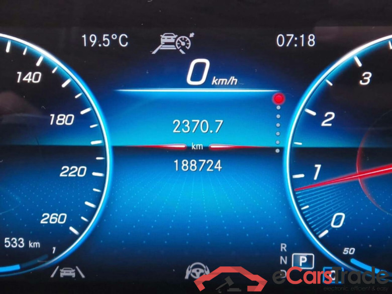 MERCEDES-BENZ GLB 200 Bns Sol.AMG 7p #6