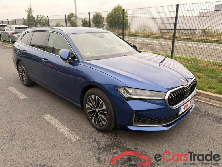 SKODA Superb Combi Superb Combi Anniversary Edition 1.5 TSI m-HEV 110kW (150ch) DSG7 #1