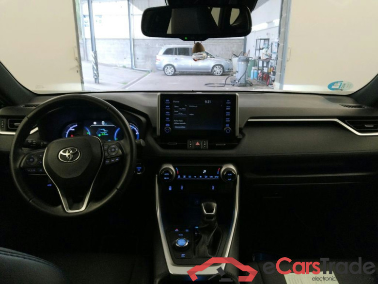 TOYOTA Rav4 / 2018 / 5P / todoterreno 2.5l 220H Style 4WD #3