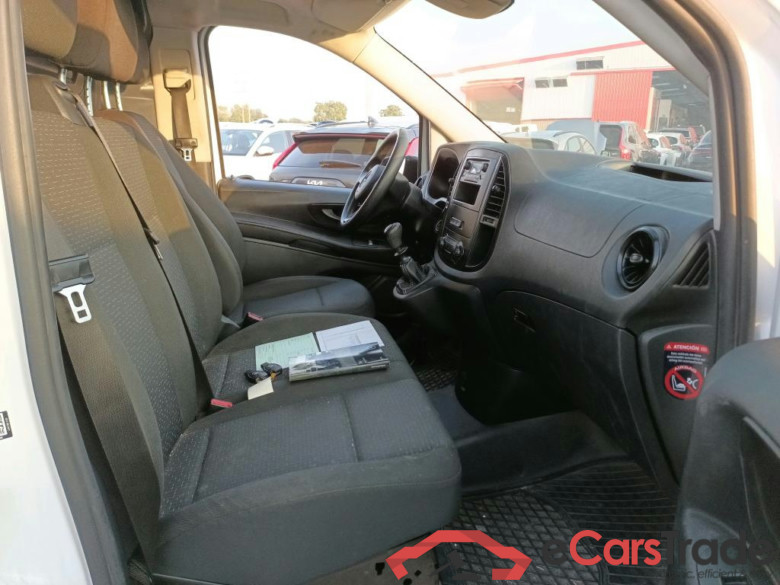 MERCEDES-BENZ Vito / 2014 / 4P / furgón 114CDI TD 100kW furgón Pro compacta #6