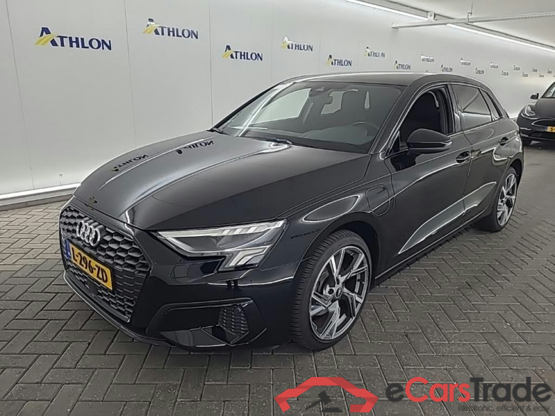AUDI A3 Sportback 40 TFSI e S tronic Business edition 5D 150kW