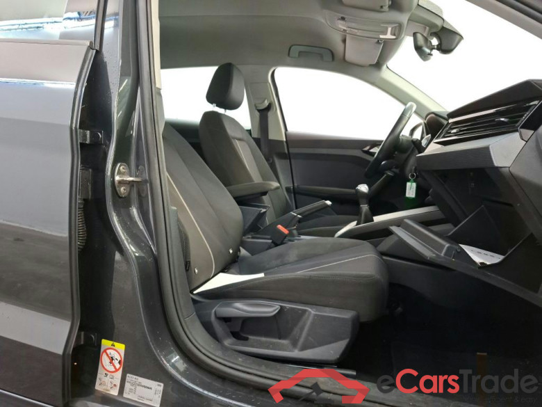 Audi A1 Sportback 25 TFSI Pro Line 5d #3