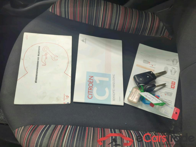 Citroën C1 VTi 72 S&S Feel 5d #4