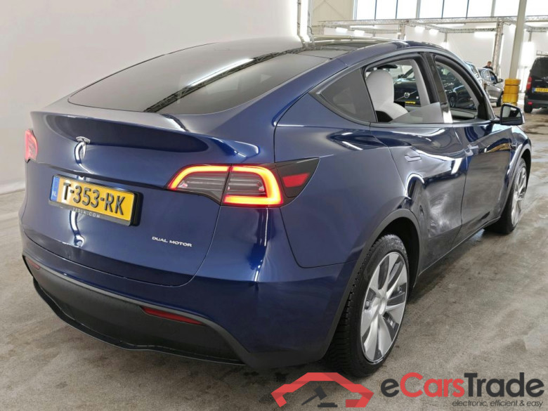 Tesla Model Y Long Range Dual Motor AWD 5d #2