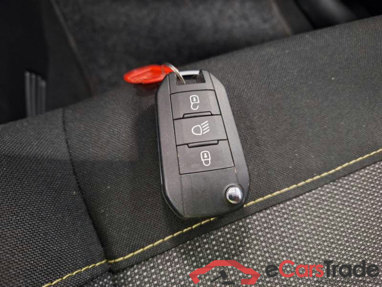 CITROEN C3 / 2020 / 5P / BERLINA PURETECH 83 SeS FEEL NEO PATENTATI #6
