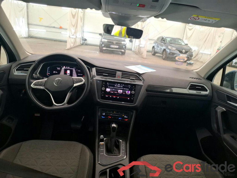 VOLKSWAGEN Tiguan / 2020 / 5P / SUV 1.4 eHybrid 245 DSG6 Life Business #6