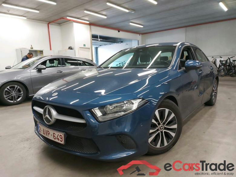 MERCEDES - MER A BERLINE 180d 116PK 8G-DCT Business Solution Essential #1