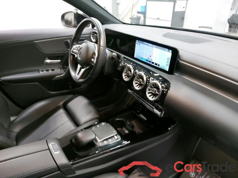 MERCEDES - MER CLA 200 d DCT 150PK Business Solution Luxury & Pack Plus #3
