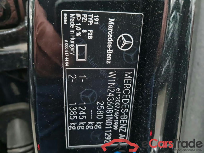 MERCEDES - MER EQB 300 4MATIC 228PK AMG Line With Driving Assistant & Night Pack & Smartphone Integration * ELECTRIC * #6