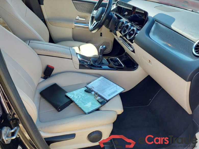MERCEDES-BENZ Clase B / 2019 / 5P / monovolumen compacto B 180 #6