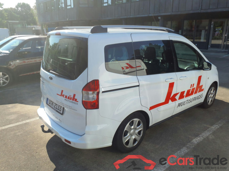 Ford Tourneo Courier 1.5 TDCi  #3