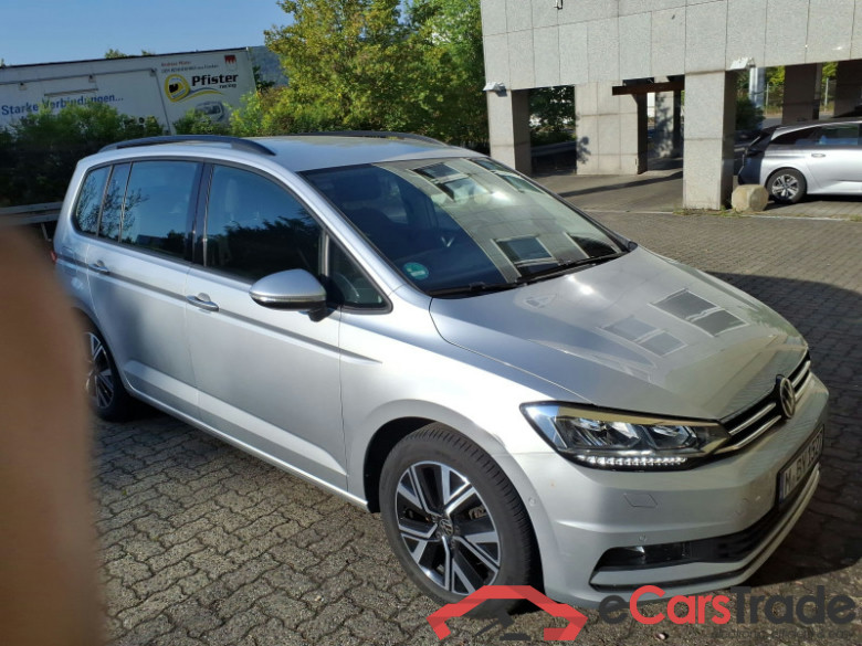 Volkswagen Touran  #1