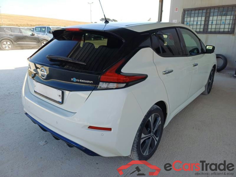 NISSAN LEAF / 2017 / 5P / BERLINA E+ N-CONNECTA #3