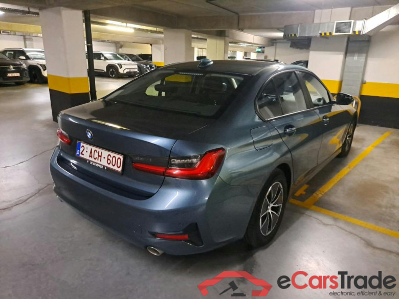 BMW 3 SERIES BERLINE 2.0 318D (100KW) BERLINE #4