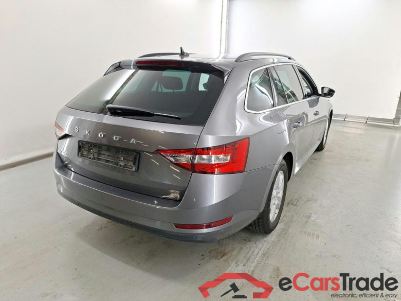 SKODA SUPERB COMBI 2.0 CRTDI 110KW DSG7 CLEVER #4