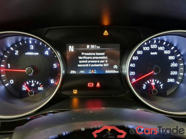 KIA XCEED / 2022 / 5P / CROSSOVER 1.6 CRDI 136 CV MHEV IMT BUSINESS #4