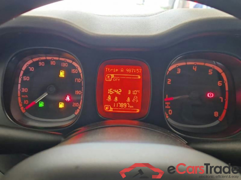FIAT PANDA / 2011 / 5P / BERLINA 0.9 TWINAIR TURBO NATURAL POWER EASY #4