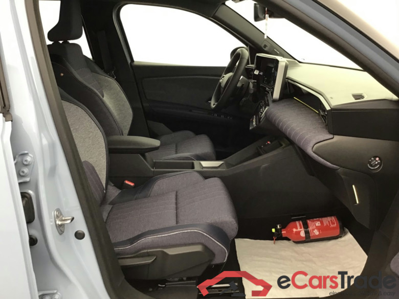 Renault R 4 Confort Electric 152hp #6