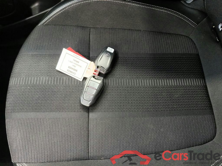 Opel Grandland 1.5 Turbo D S/S AT8 Business Elegance 5d #4