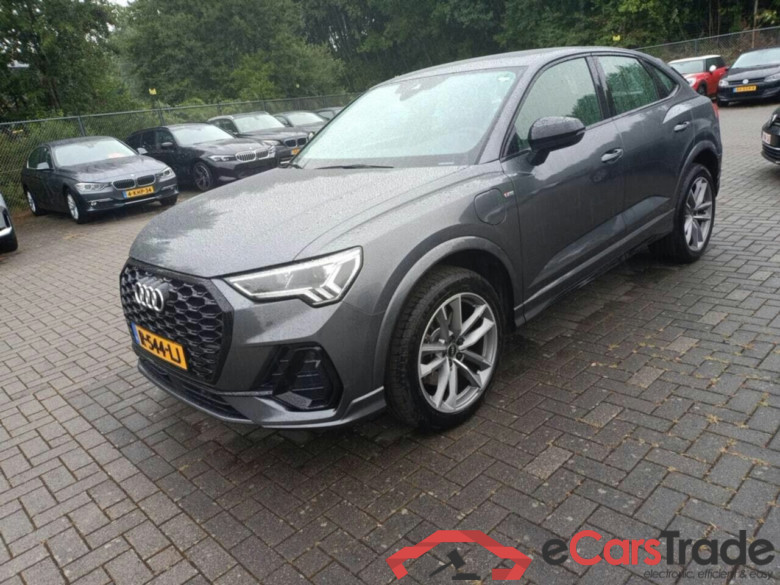 AUDI Q3 Sportback 45 TFSI e S Edition #1
