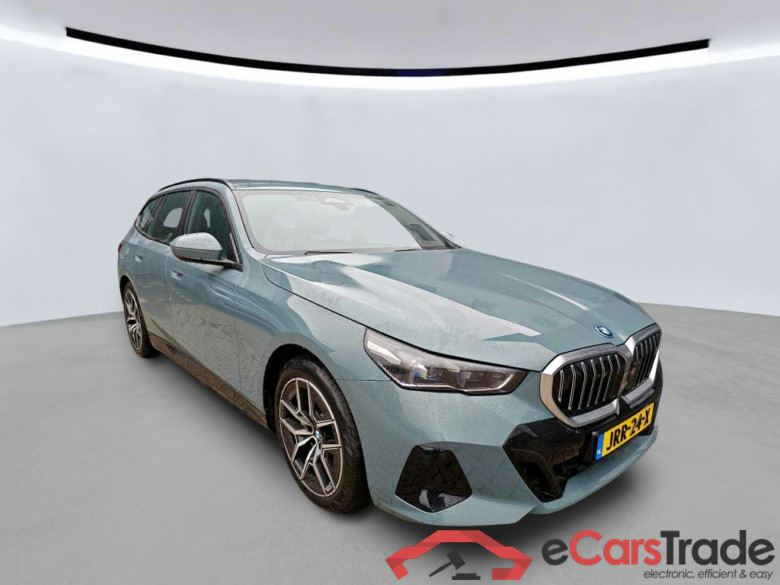BMW i5 Touring 250 kW #5