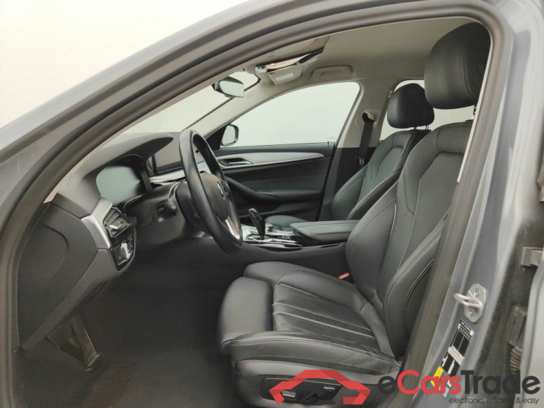 BMW 5 Reeks Touring 530e Auto 5d #3