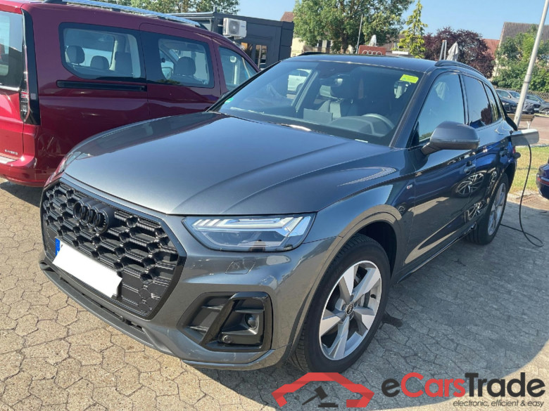 Q5 50 TFSI e quattro S line 2.0 TFSI 220KW AT7 E6d #1