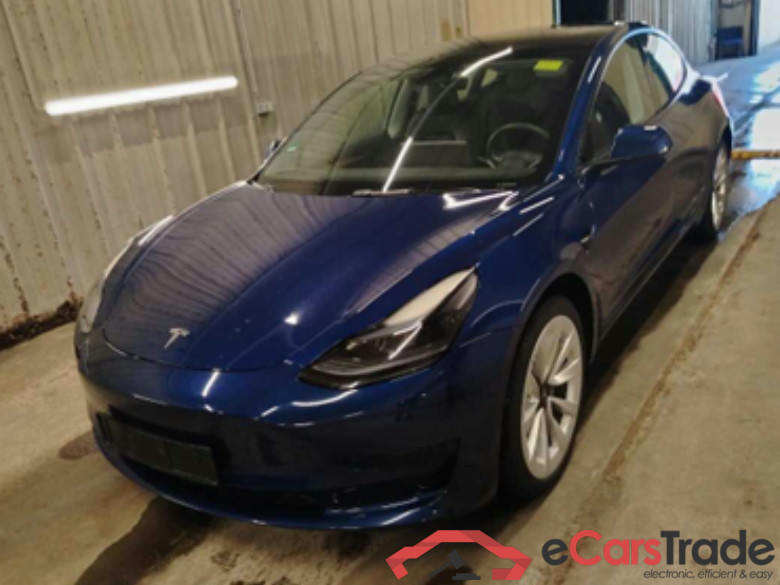 TESLA Model 3 RWD Hinterradantrieb 4d 239kW