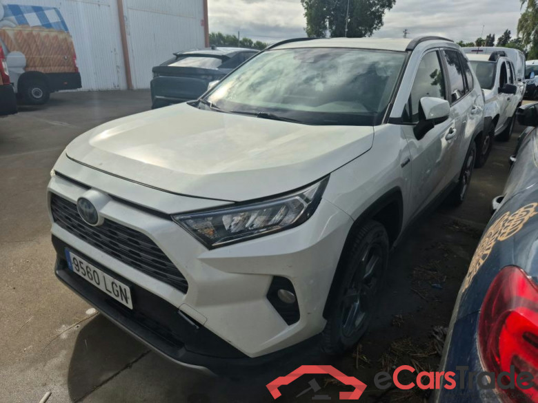 TOYOTA Rav4 / 2018 / 5P / todoterreno 2.5l 220H Advance 4WD