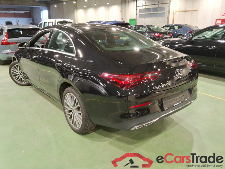 MERCEDES-BENZ CLA 1.3 CLA 250 E LUXURY LINE DCT #6