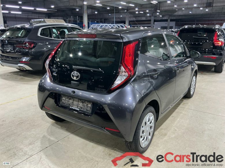 TOYOTA AYGO 1.0 VVT-I X-PLAY II #6