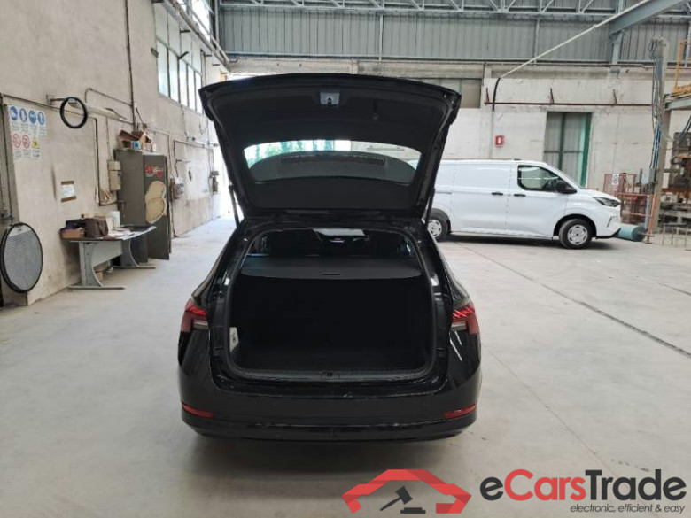 SKODA OCTAVIA WAGON / 2020 / 5P / STATION WAGON 2.0 TDI EVO 110KW EXECUTIVE DSG #5