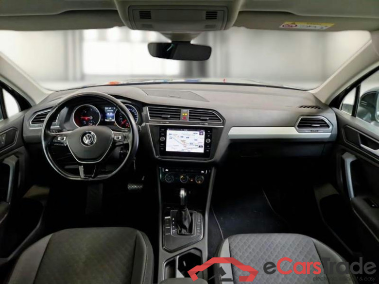 VOLKSWAGEN TIGUAN / 2016 / 5P / SUV 2.0 TDI SCR 110KW BUSINESS BMT DSG #3