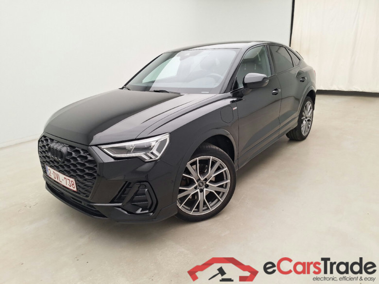 Audi, Q3 SB '19 PHEV, Q3 SB 45 TFSie PHEV S Li.Str. #2