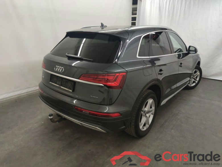 Audi Q5 Advanced 50 TFSI e S tronic quattro 5d #2