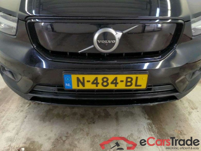 VOLVO XC40 Recharge P8 AWD RDes #4