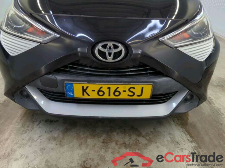 TOYOTA Aygo 1.0 VVT-i x-play #4