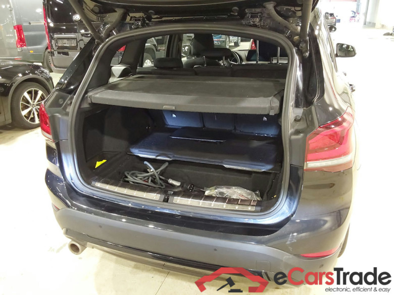 BMW X1 1.5 XDRIVE25E (162KW) #3