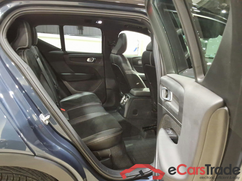 VOLVO XC40 1.5 T5 RECHARGE GEARTRONIC R-DESIGN #5