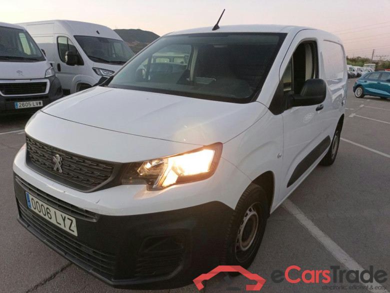 PEUGEOT Partner / 2018 / 3P / furgón derivado de turismo Pro Standard 600kg BlueHDi 73kW #1