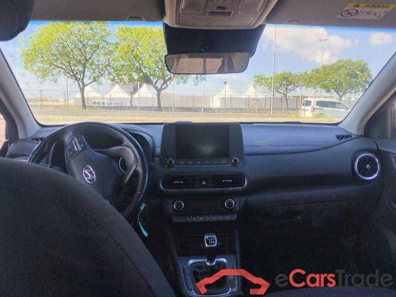 HYUNDAI Kona / 2020 / 5P / todoterreno 1.0 TGDI Maxx 4X2 #3