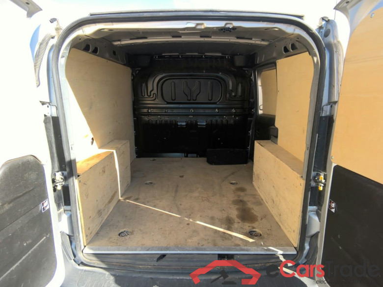 DOBLO CARGO 1.6MJT 120 BUSINE #5