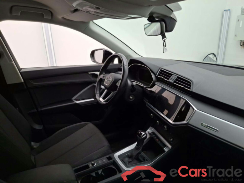 AUDI Q3 1.4 45 TFSI E ATTRACTION S-TRO #3