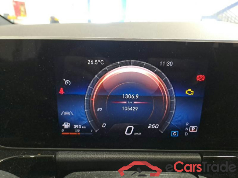 MERCEDES-BENZ CLASSE B / 2018 / 5P / MONOVOLUME B 180 D AUTOMATIC BUSINESS EXTRA #4