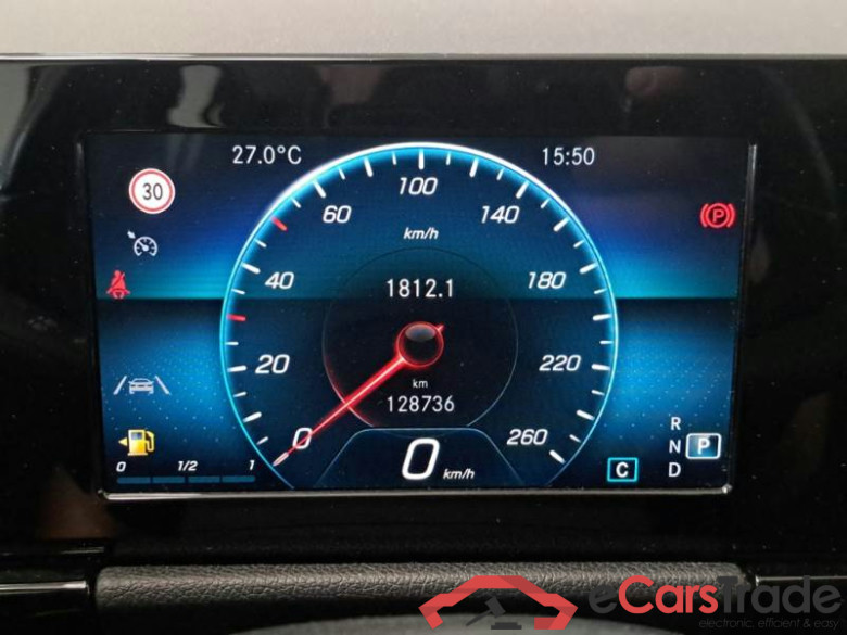MERCEDES-BENZ GLA / 2020 / 5P / CROSSOVER GLA 180 D AUTOMATIC BUSINESS #4