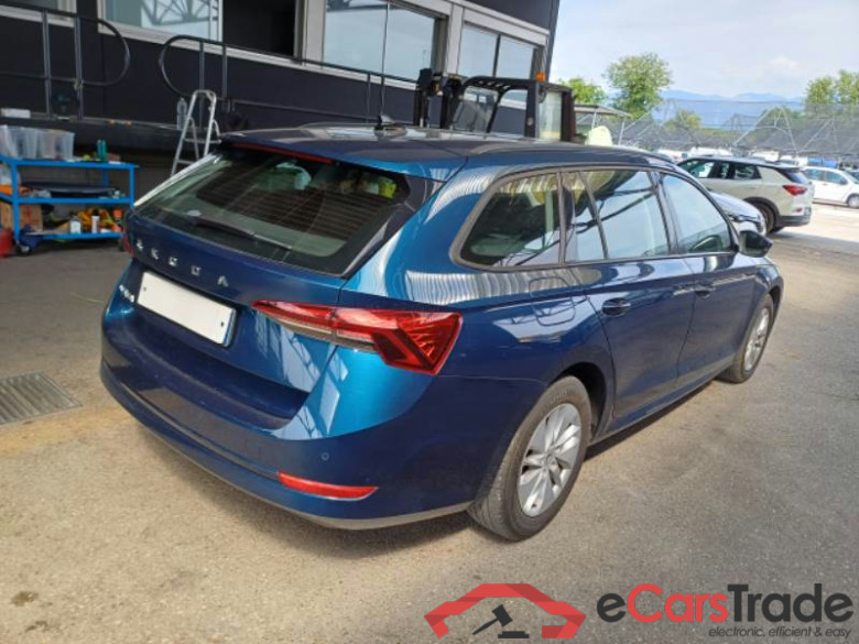 SKODA OCTAVIA WAGON / 2020 / 5P / STATION WAGON 2.0 TDI EVO 110KW EXECUTIVE #2