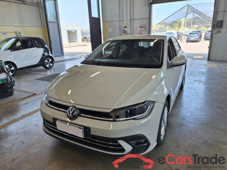 VOLKSWAGEN POLO / 2021 / 5P / BERLINA 1.0 TSI STYLE