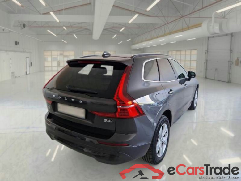 VOLVO XC60 / 2021 / 5P / SUV B4 D AWD AUTOMATICO CORE #2