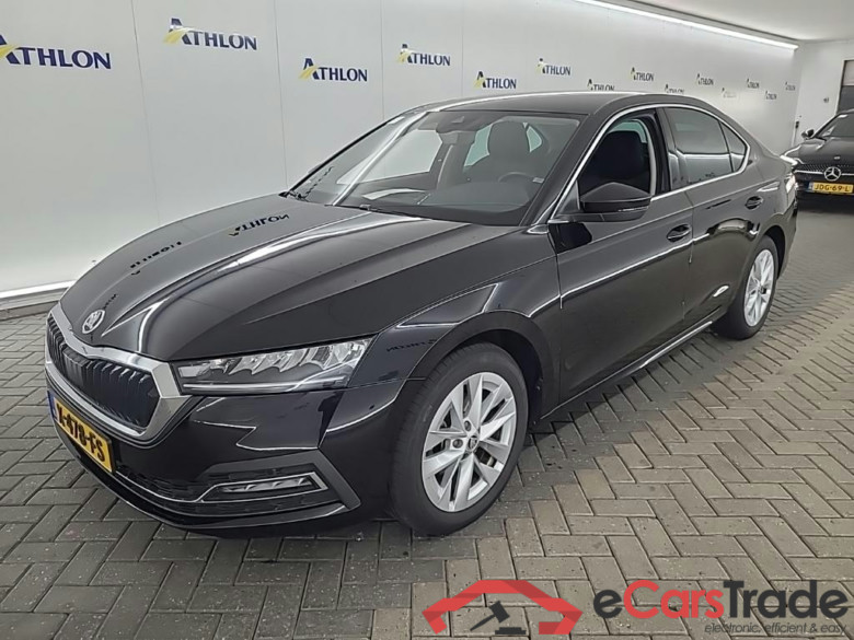 SKODA Octavia 1.0 TSI e-TEC MHEV DSG Business Edit Pl 5D 81kW