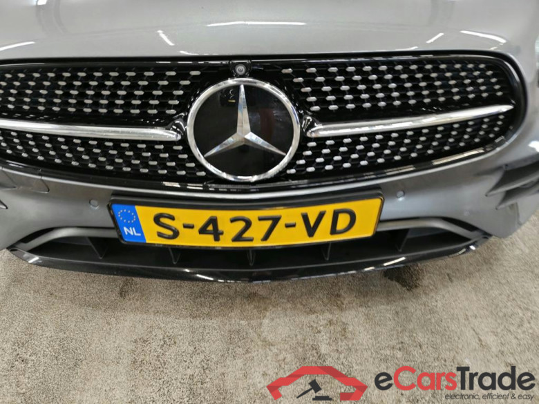 Mercedes-Benz E-Klasse Limousine E 300 e AMG Line 4d #5